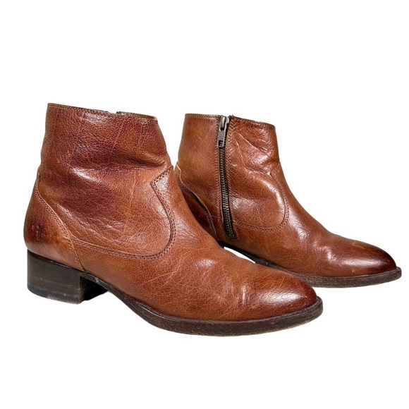FRYE Brooke Short Inside Zip Ankle Bootie - Picture 1 of 13